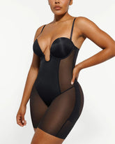 OdelaMode Deep Plunge Butt-Lifting Bodysuit